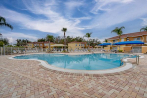 8 Mi to Disney World Townhome with Balcony and Patio!